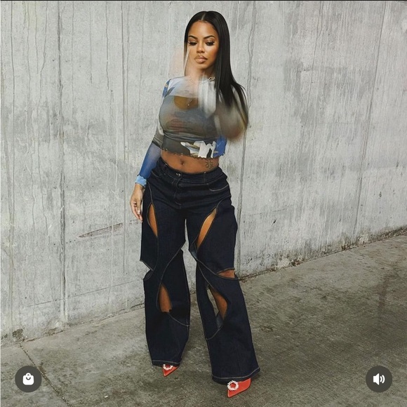 Cut out relaxed denim pants - Picture 2 of 3